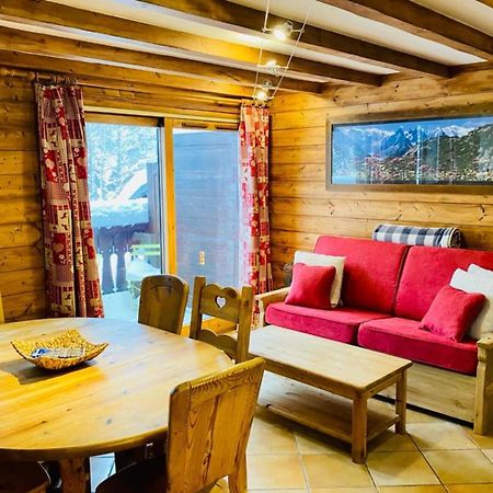 Mont Blanc View Apt In The Heart Of Chamonix Exteriör bild