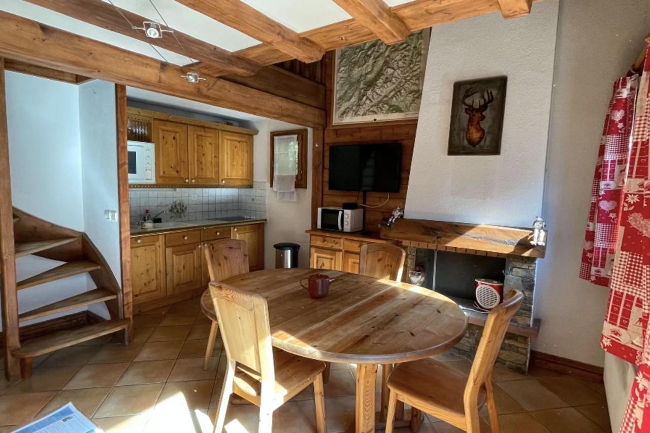 Mont Blanc View Apt In The Heart Of Chamonix Exteriör bild